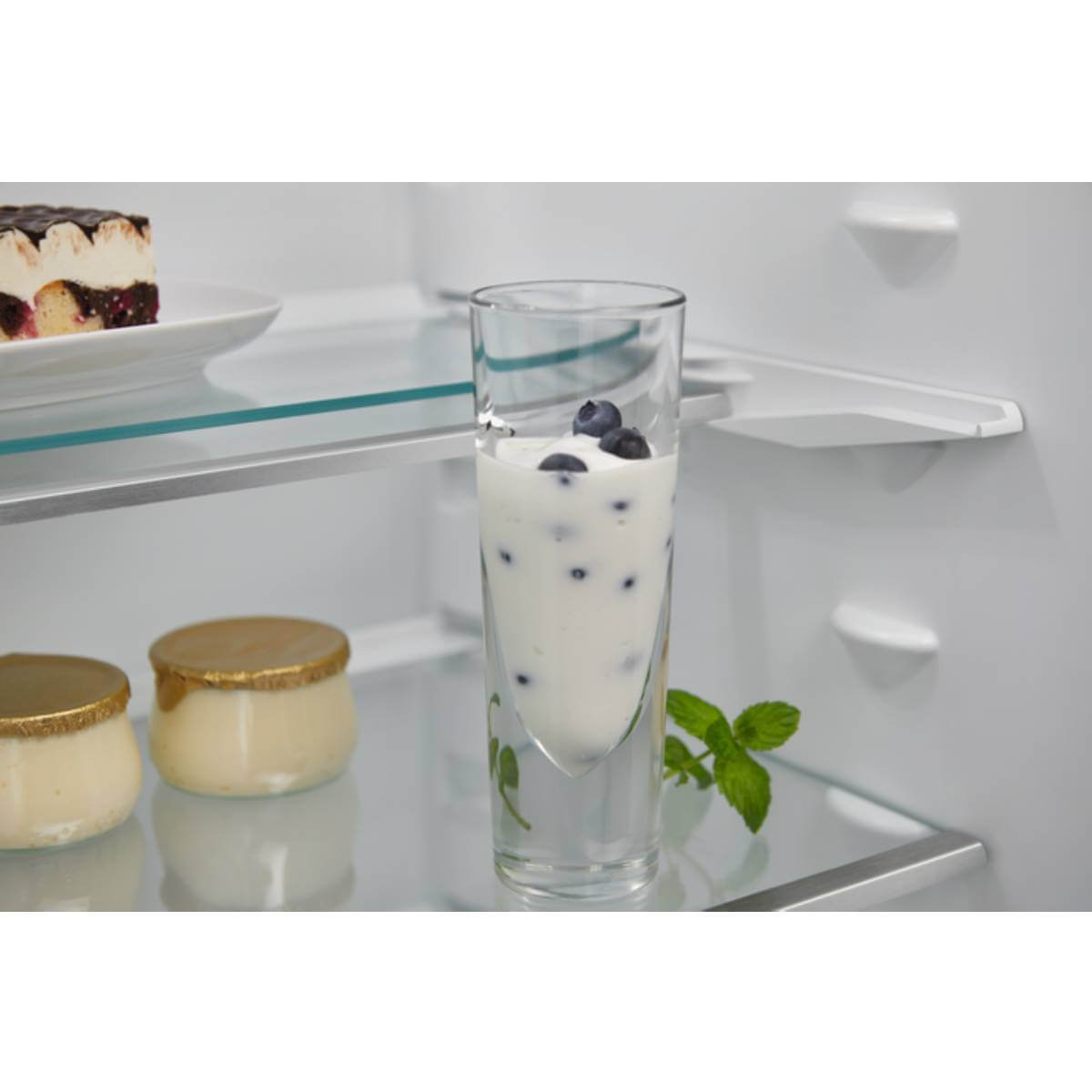 Холодильник вбудовуваний ELECTROLUX RNS7TE18S