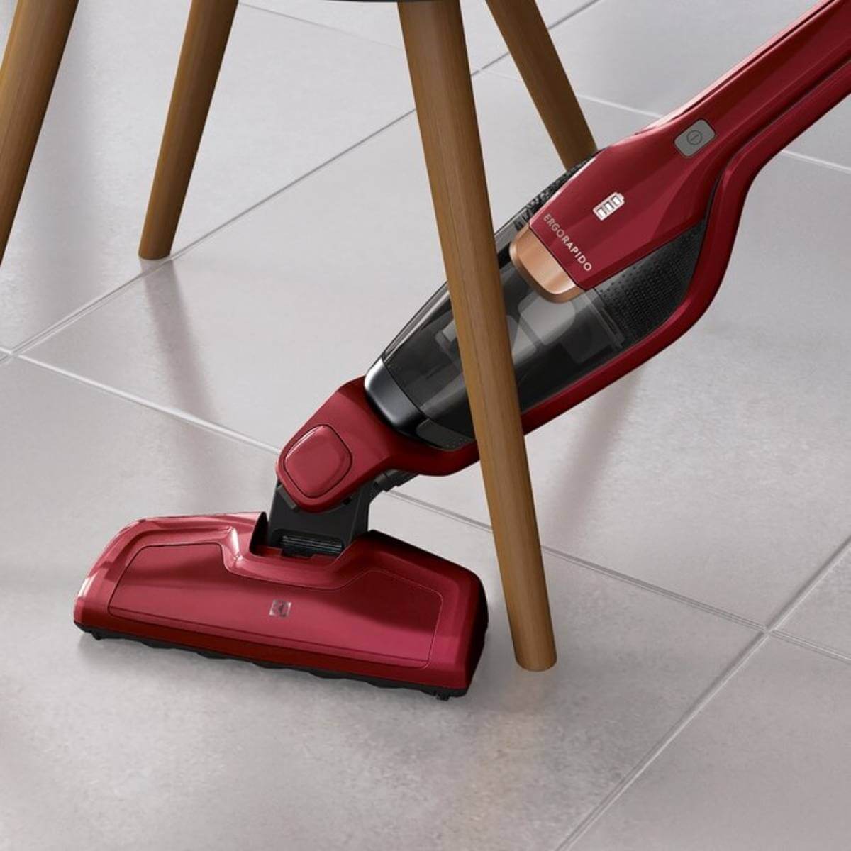 Пилосос ELECTROLUX EERC75WRK