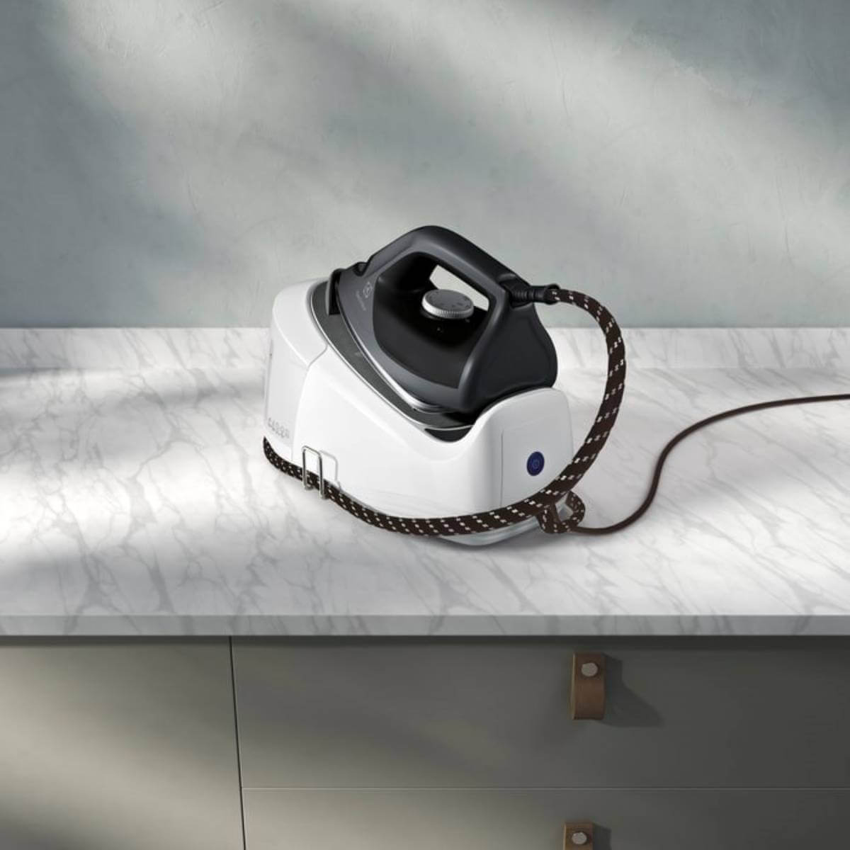 Праска ELECTROLUX E6ST1-8EG