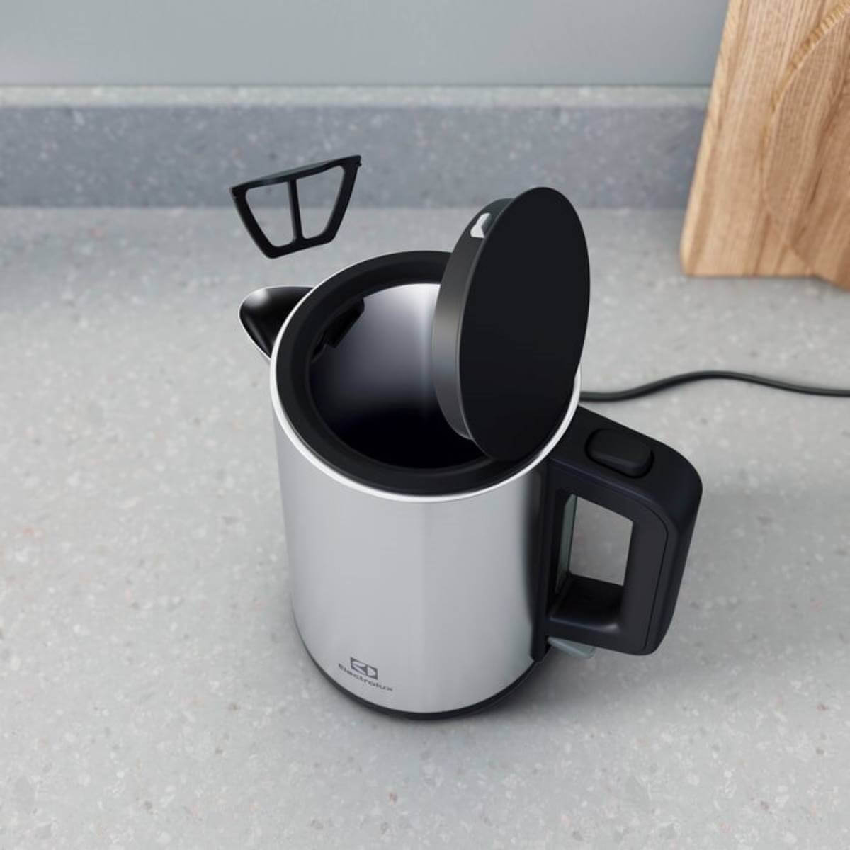 Чайник ELECTROLUX E4K1-4ST