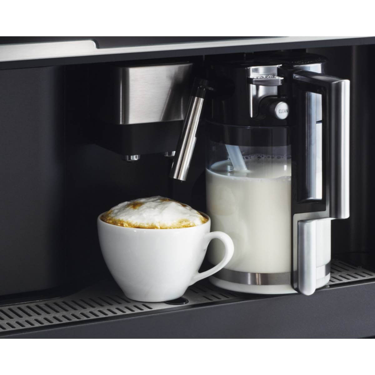 Кавомашина ELECTROLUX EBC54524AV