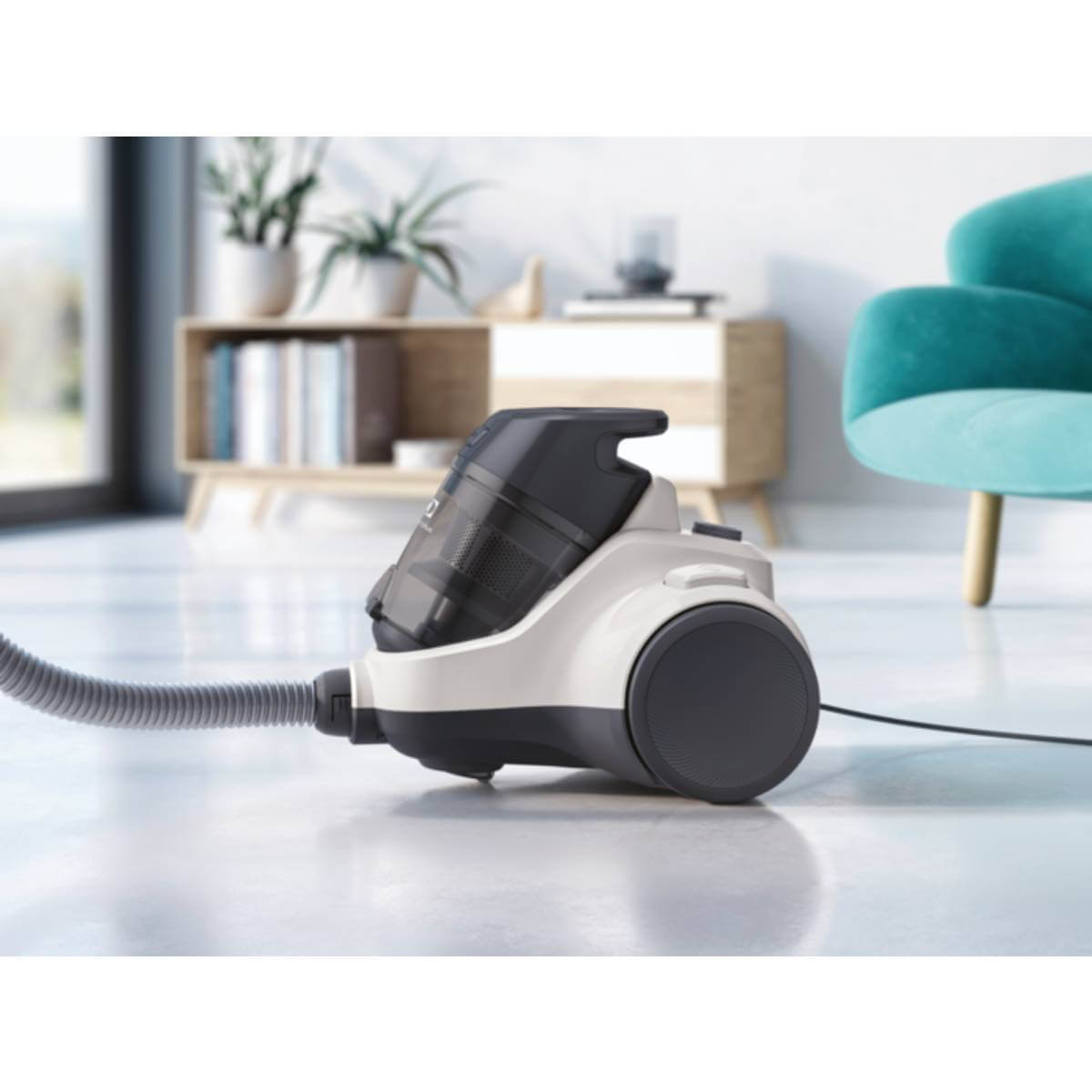 Пилосос ELECTROLUX EC41-2SW