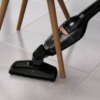 Акумуляторний пилосос ELECTROLUX EERC73EB