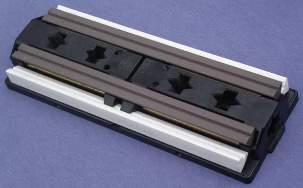 Точильна система Spyderco Triangle Sharpmaker (204MF)