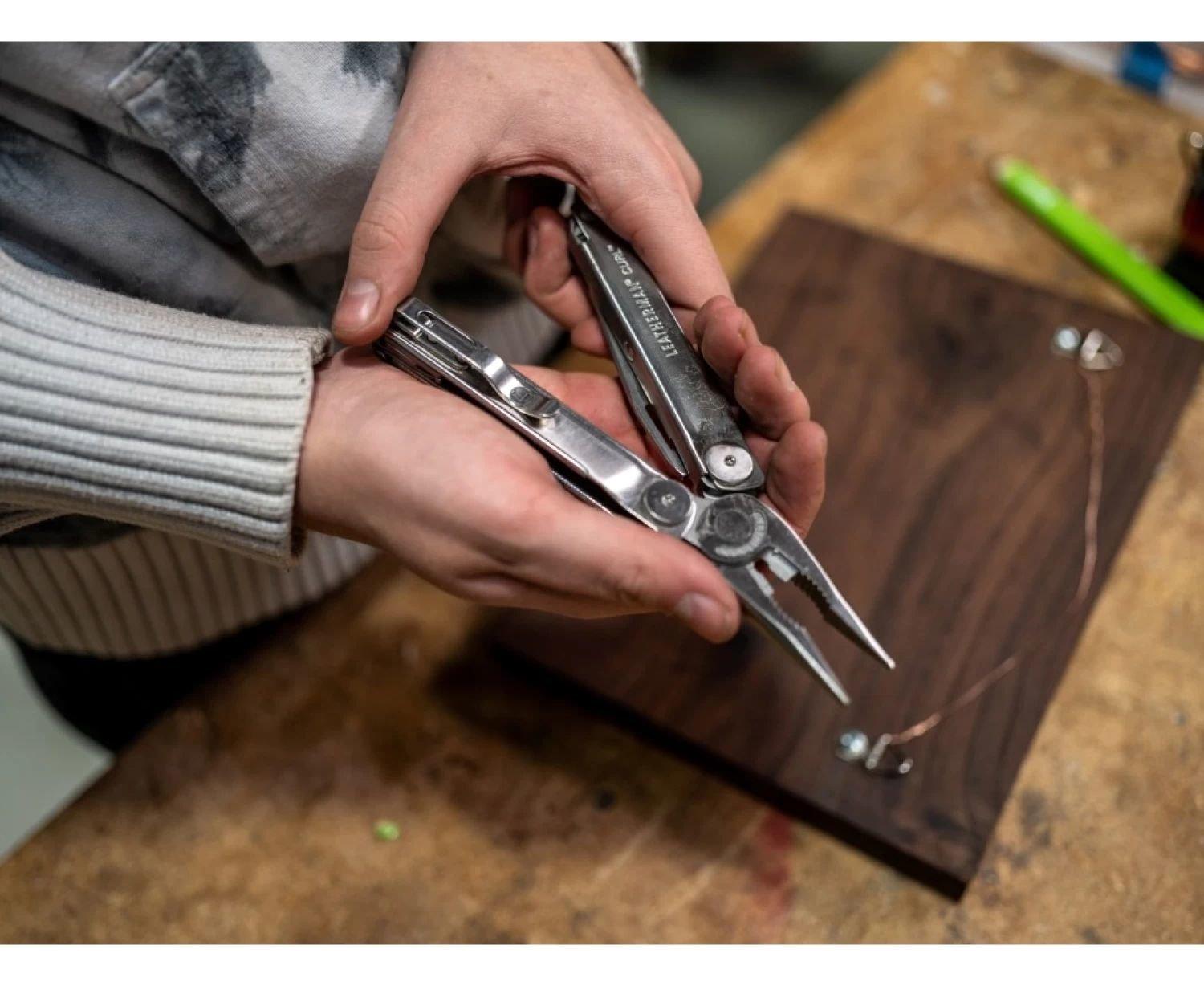 Мультиінструмент Leatherman CURL, синтетичний чохол, карт. кор.