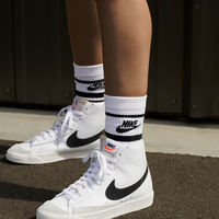 Жіночі кросівки Nike W BLAZER MID 77 CZ1055-100