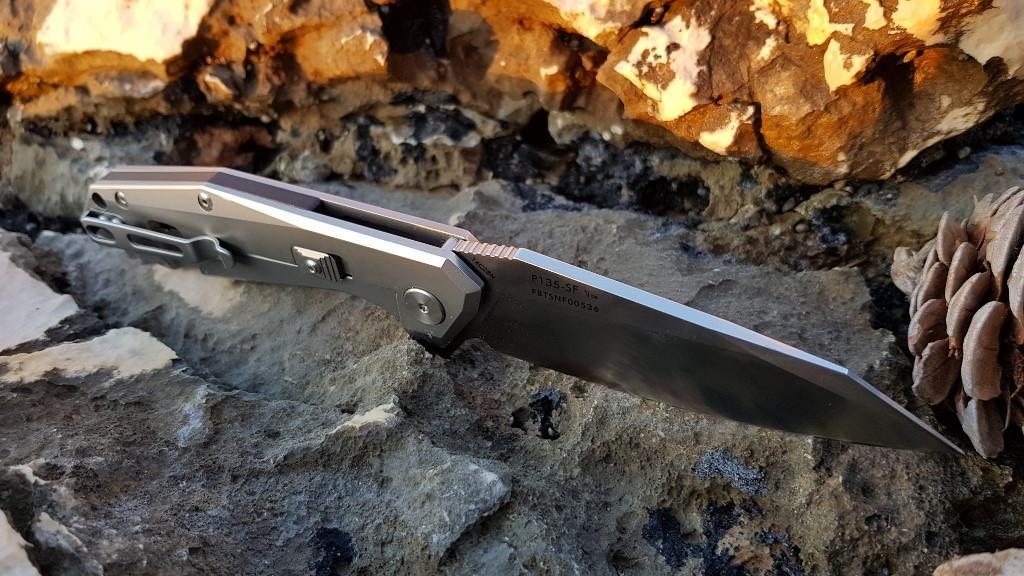 Ніж складний Ruike P135-SF