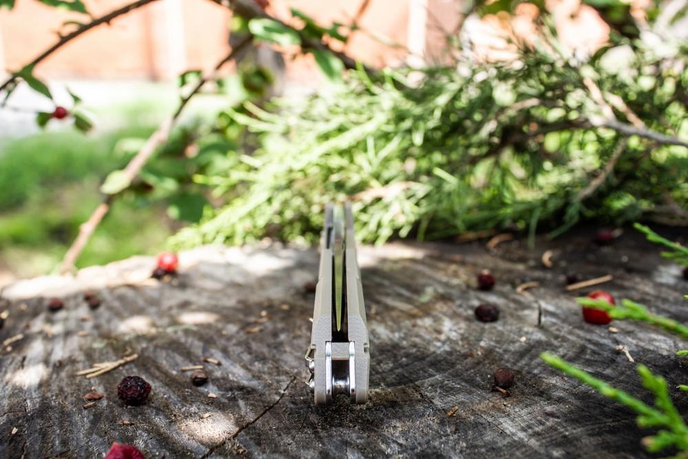 Ніж складний Ruike P138-W