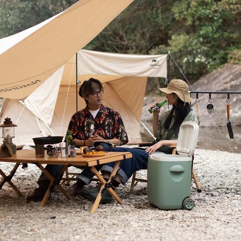 Туристичний холодильник на колесах зелений NH20SJ021, 28 л